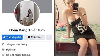 Clip Sex Đoàn Đặng Thiên Kim Lồn Sạch Sẽ Không Lôngg