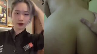 Tuyết Nhi Nhân Viên The Coffee House Bị Anh Quản Lý Doggy Lút Cánn