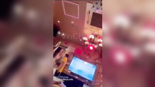 Quay lén quán karaoke Tay vịn, Thác loạn địt tập thể thản nào nhiều khách thế