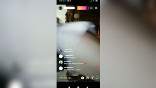 Em Lê Thị Huyền Diệu livetream móc lồn chảy nước với bạn trai trên Instagram P6