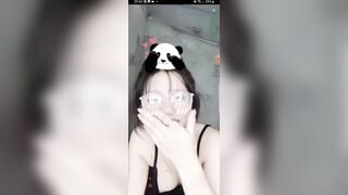 Em học sinh love 10 lộ clip call sex với ny rồi bị tung clip