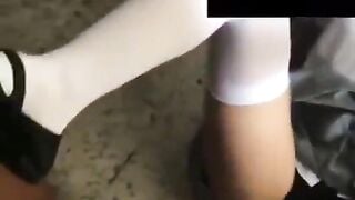 Súc vật thầy giáo bắt e học sinh vào toilet banh lồn chát sex cực dâm
