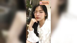E idol Minh Thư đến mùa Nứng lồn gạ trai chát sex thủ dâm ngon vl