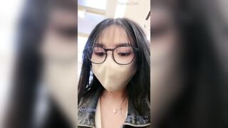 Siêu phẩm idol MMlive gachich (Eria2004) gặp fans xem livestream xin bóp vú và bú lồn