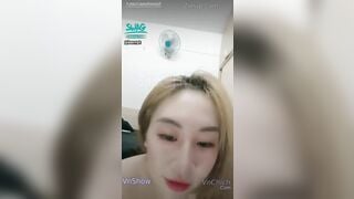Sex Swag live ~ berryt lồn hồng hàng ngon thủ dâm show hàng với chiếc toys to bự
