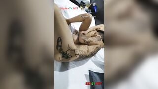 A thợ xăm và mối tình gái bán hoa djt tập thể Lút cán khẩu dâm sướng vl ra