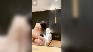Vũ Huyền Nga 2ka7 cho thg bạn bóp vú xong bị nó đè ra djt khóc ko lmj được