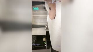 Clip sex Tàu khựa qua việt nam chơi gái còn livestream trên SWAG live - Phần 5 (Ngọc