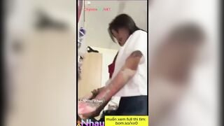 Đang sex sục cu thì bị con bạn thân phát hiện đè ra djt sướng vãi 3
