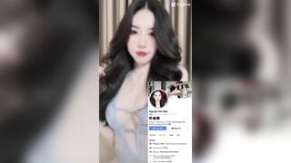 Clip Sex Nguyễn Nhi (Bò) Tiktok Hot Leak Show Hàng App Chat Sex