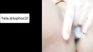 Pé ngọc Lồn múp vkl, Vú thì to nửa đêm móc lồn rên bị mẹ phát hiện