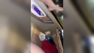 Địt nhau trên xe khách kích thích vkl vừa sợ vừa nứng lồn múp nhiều nước