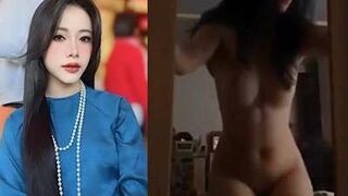 Sex Bé Quincy Hot Face Xả Đồ Lúc Phê Chỉ Biết Đưa Mông Cho Nhún