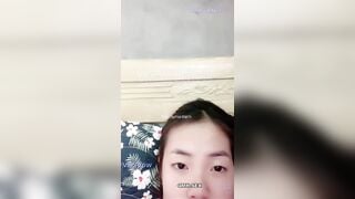Em gái Việt Nam mới lớn lồn không lông tâp tành livestream thủ