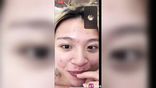 Gái dâm gọi điện thủ dâm cùng trai vú to lồn ngon