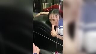 Địt mẹ vợ trên ghế tình yêu với bộ đồ cosplay học sinh