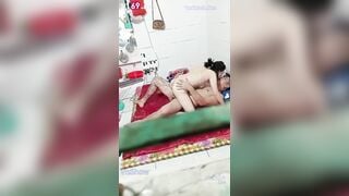 Quay lén cặp đôi hàng xóm ngày nào cũng đúng giờ là chịch đủ các tư thế 2