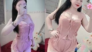 Clip Sex Nguyễn Thu Hà hàng múp nhún giỏi