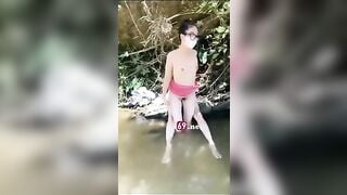 Tách đoán ra khe suối địt nhau