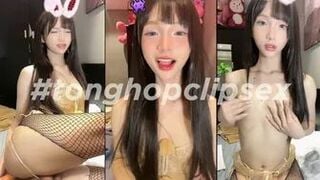 Hai cô em gái vếu to dụ dỗ anh kế chịch nhau