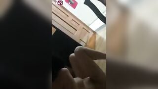 Nghiện Public, Gái Xinh Mở cửa Móc Lồn Thủ Dâm Cho bạn trai some djt ko bao Xuất Tinh