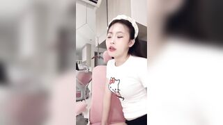 Clip em thảo baby xinh dâm móc lồn mới nhất p6