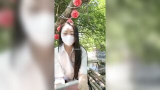 Em idol sanzai2 dâm dãng livestream public show lồn hồng kiếm xu để đi gạ kèo ch!ch n