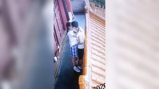 Học sinh cấp 2 thời nay bạo quá !