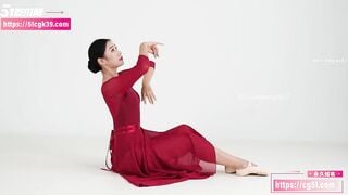 Video múa khỏa thân của một vũ công chuyên nghiệp đã bị rò rỉ