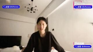 Nữa đêm gọi bé b thân xinh đẹp sang nhà bú cu còn ép em ép vú hình trái tim cho xem