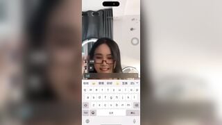 E teen dâm kính cận vú bự chubby livetream show hàng nhảy nhót cực mạnh