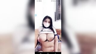 E teen Việt với cặp vú hàng khủng livetream show hàng móc lồn,e này hình như idol tt