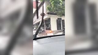 nhân viên ngân hàng tp bank bú cu cho sếp trên xe ô tô