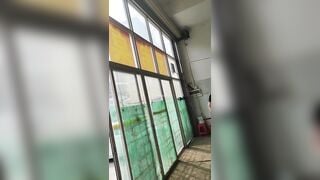 Dâm nữ khỏa thân vào quán bida chơi show hàng public cho mấy a ngắm hàng p1