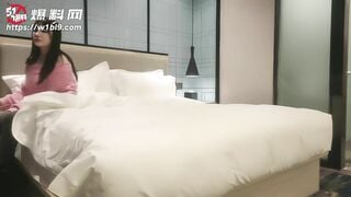 clip sex quay lén các đại gia mua dâm cùng các em sinh viên sgbb p18
