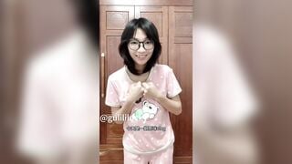 Khỏa thân review quần lót xịn cùng em sinh viên kính cận mình dây TQ dáng cực ngon p4