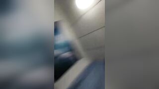 Bố mẹ bảo thì không nghe, trai bảo muốn xuất vào mồm thì há mồm ngay