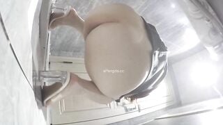 Nứng quá, Làm liều quay lén Đồng nghiệp Đi đái loli mình dây nứng vcl