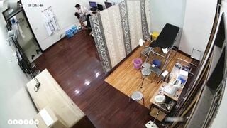 hack cam bác sĩ chịch bệnh nhân sau giờ làm việc - phần 1