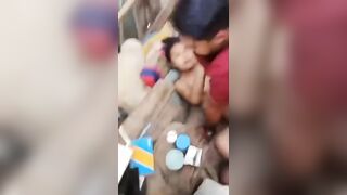 Nhỏ em họ 16 tuổi sáng sớm bị anh họ đè đụ muốn rách lồn luôn rồi.