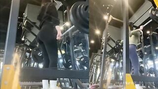 Lộ clip, Nữ PT Gymer Sáng tập gym, Tối làm con đĩ Móc lồn Bóp Vú Thủ dâm Rên rỉ