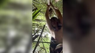 hai em học sinh rủ nhau ra lũy tre địt nhìn con bé non quá