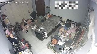 Lén lút bú cu khi nhỏ bạn thân đang nằm ngủ kịch tích như phim hành động