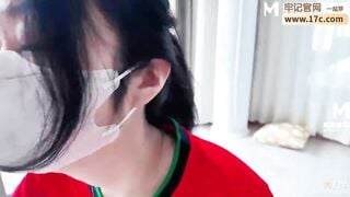 Địt em cổ động viên dâm đãng bím hồng của anh 7