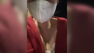 May-Squirt 25.10.2024 public show zú vỗ ngực sờ nắn 2
