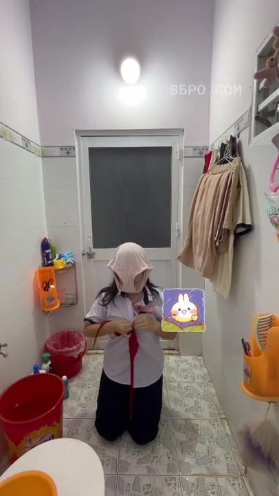 Học sinh mới nhú Việt hơi mũm mĩm
