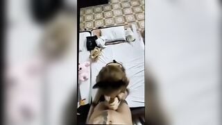 Rủ em đi bơi nhằm quan hệ cô gái