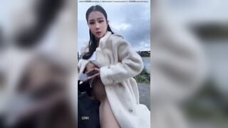 Public Gái Xinh Vú To Lồn múp Ở Nơi nhiều người, Lút cán Djt lồn múp xuất tinh