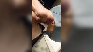 khoét lỗ chịch public con em họ tại siêu thị