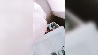 Thảo Vy 205 Xỏ khuyên vú, Đi tắm khoe lồn rậm lông nứng múp vcl